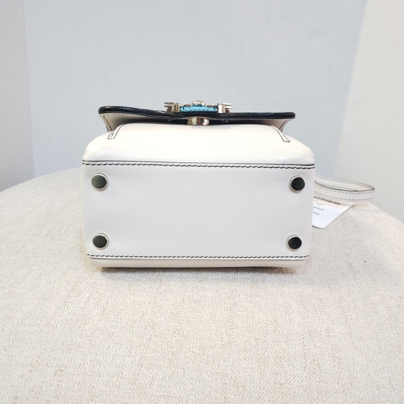 Paula Cadematori Dun Dun Small White Purse. - Picture 6 of 8